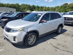 Kia Sorento LX 2.4L 4 2015