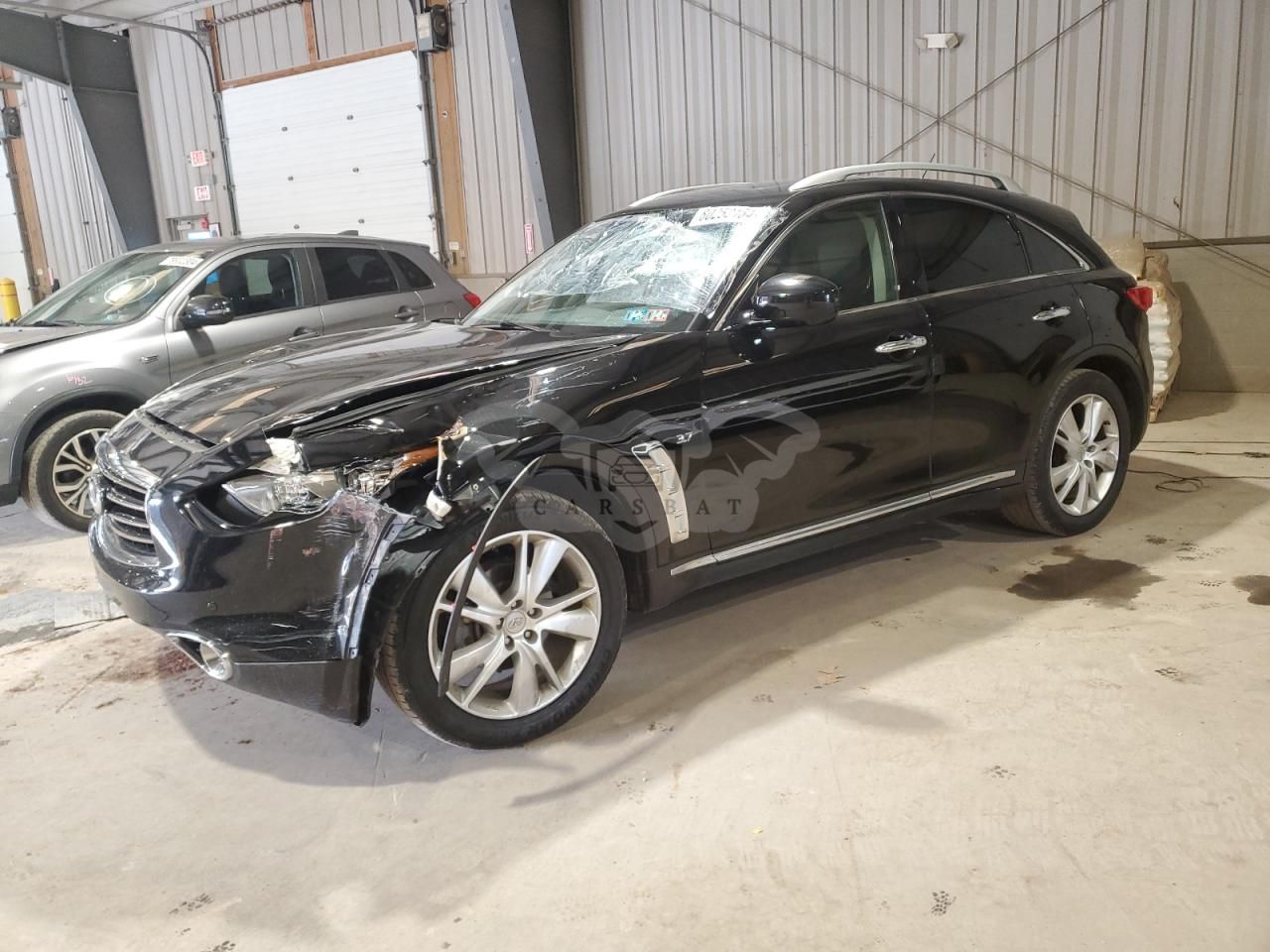 Infiniti QX70 3.7L 6 2014