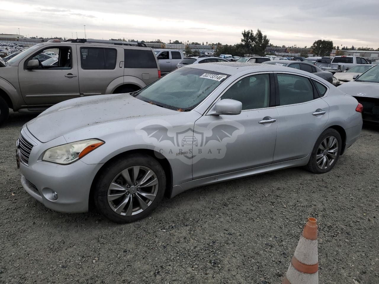 Infiniti M35 3.5L 6 2012