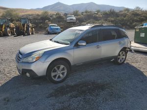 Subaru Outback 2.5I PREMIUM 2.5L 4 2013