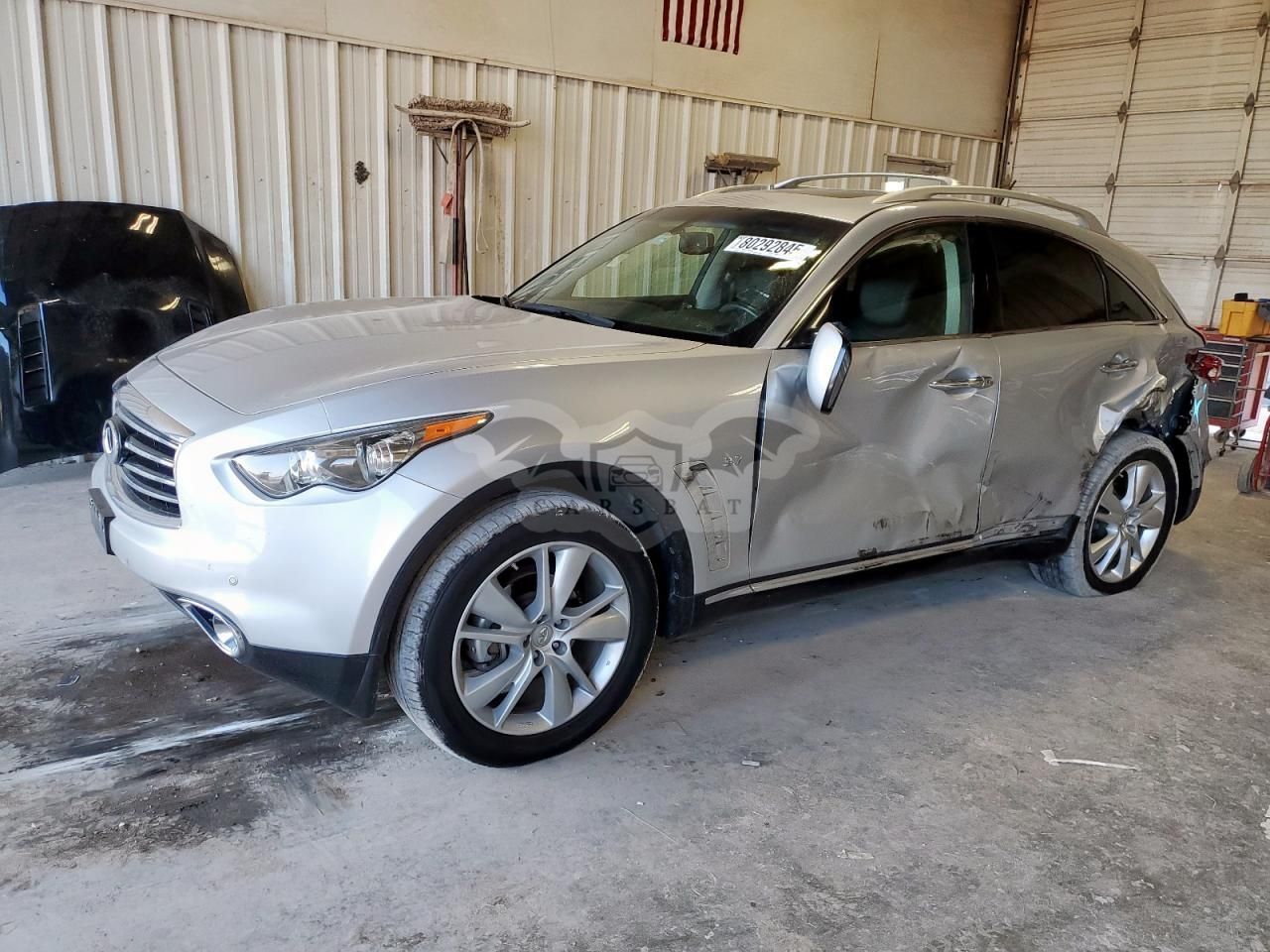 Infiniti QX70 3.7L 6 2015