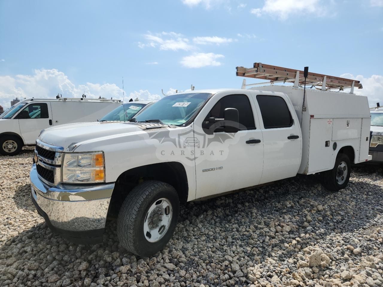 Chevrolet Silverado 2500 K2500 HEAVY DUTY 6.6L 8 2013