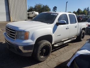 GMC Sierra K1500 SLT 5.3L 8 2013