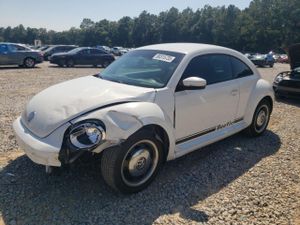 Volkswagen Beetle 2.5L 5 2012