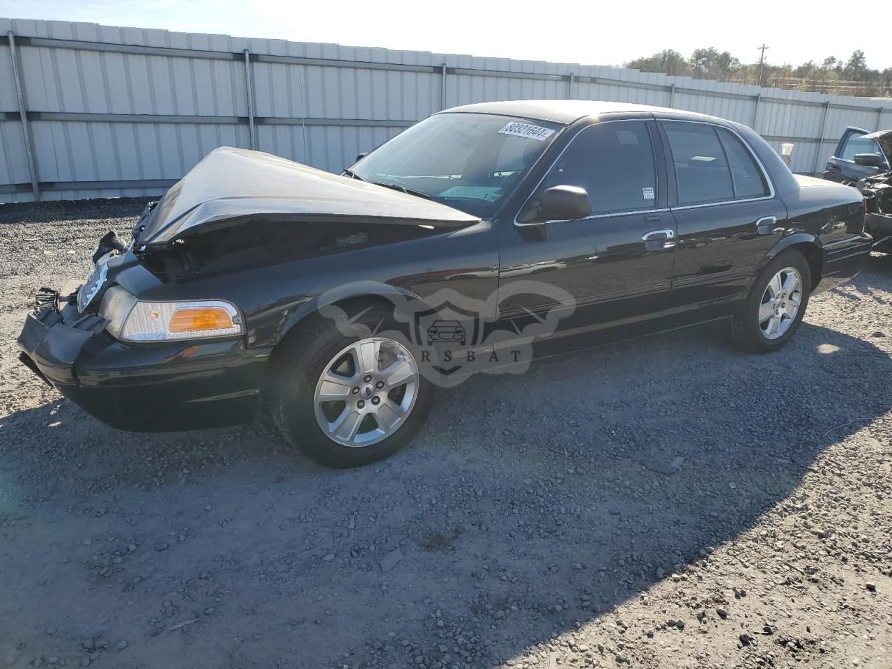 Ford Crown LX 4.6L 8 2010