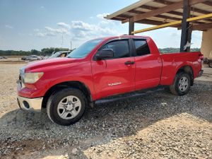 Toyota Tundra DOUBLE CAB SR5 4.6L 8 2011