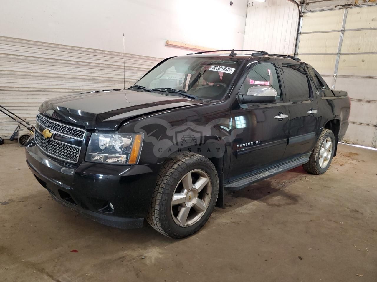 Chevrolet Avalanche LT 5.3L 8 2013
