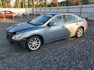 Nissan Maxima S 3.5L 6 2011