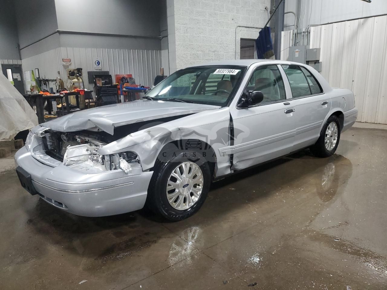 Ford Crown LX 4.6L 8 2003