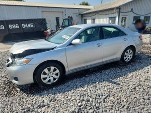Toyota Camry BASE 2.5L 4 2010