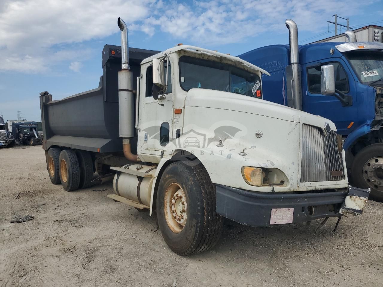 International 9000 Series 10.8L 6 1997