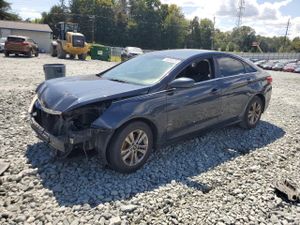 Hyundai Sonata GLS 2.4L 4 2013