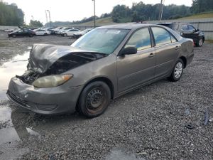 Toyota Camry LE 2.4L 4 2005