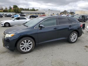 Toyota Venza LE 2.7L 4 2013