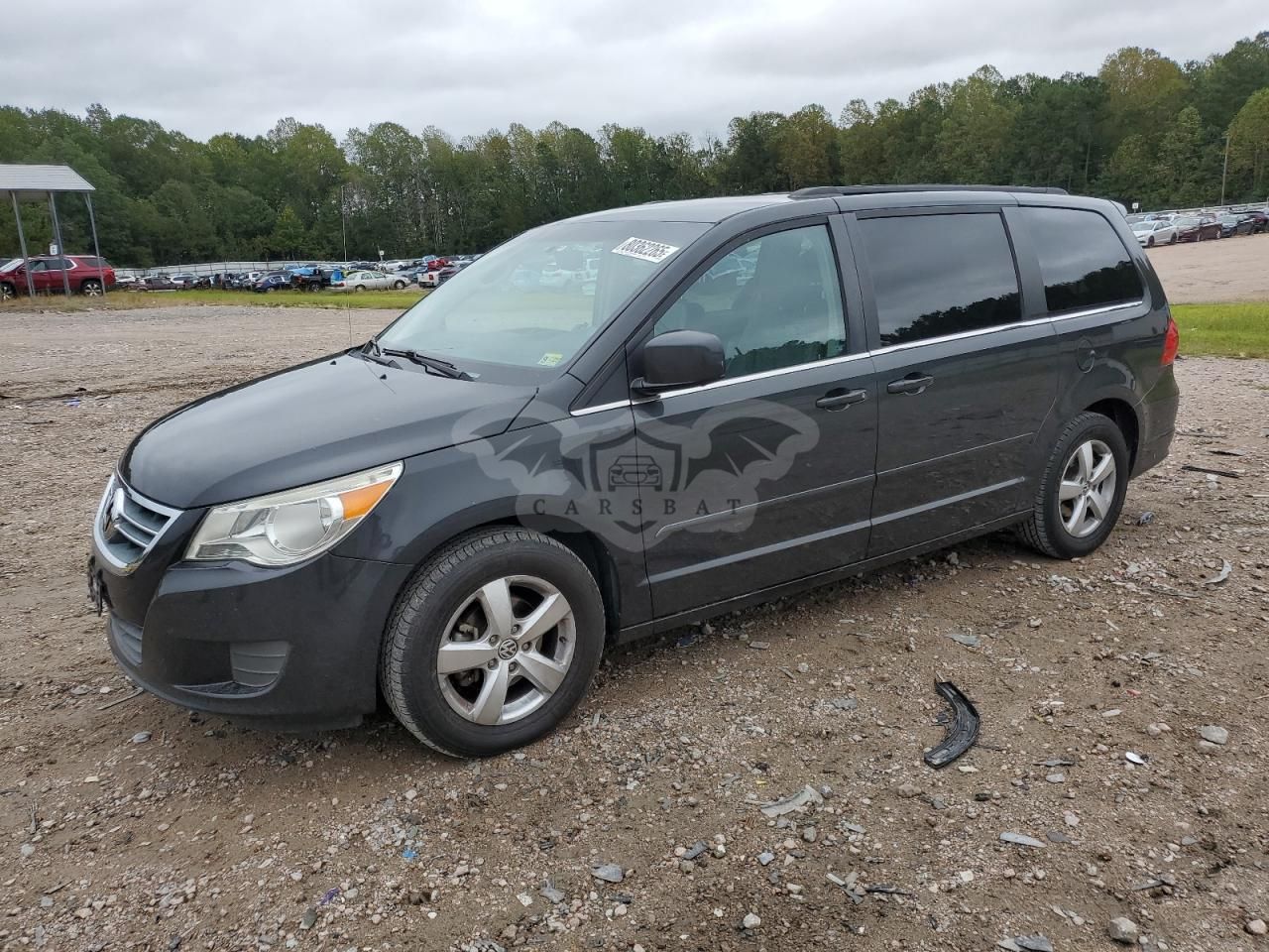 Volkswagen Routan SE 3.6L 6 2011