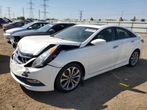 Hyundai Sonata SE 2.4L 4 2014