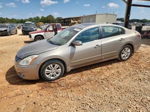 Nissan Altima BASE 2.5L 4 2011