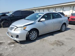 Toyota Corolla BASE 1.8L 4 2013