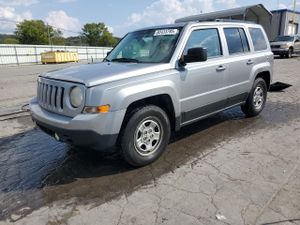 Jeep Patriot SPORT 2.4L 4 2014