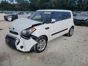 Kia Soul + 2.0L 4 2011