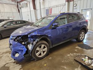 Toyota Rav4 XLE 2.5L 4 2014