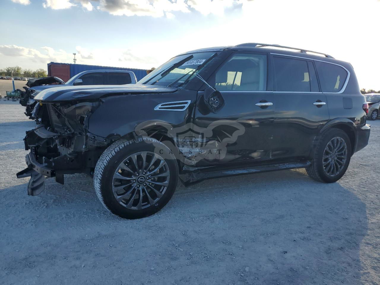 Nissan Armada PLATINUM 5.6L  8 2023