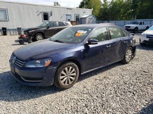 Volkswagen Passat S 1.8L 4 2014