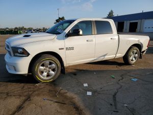 RAM 1500 SPORT 5.7L 8 2014
