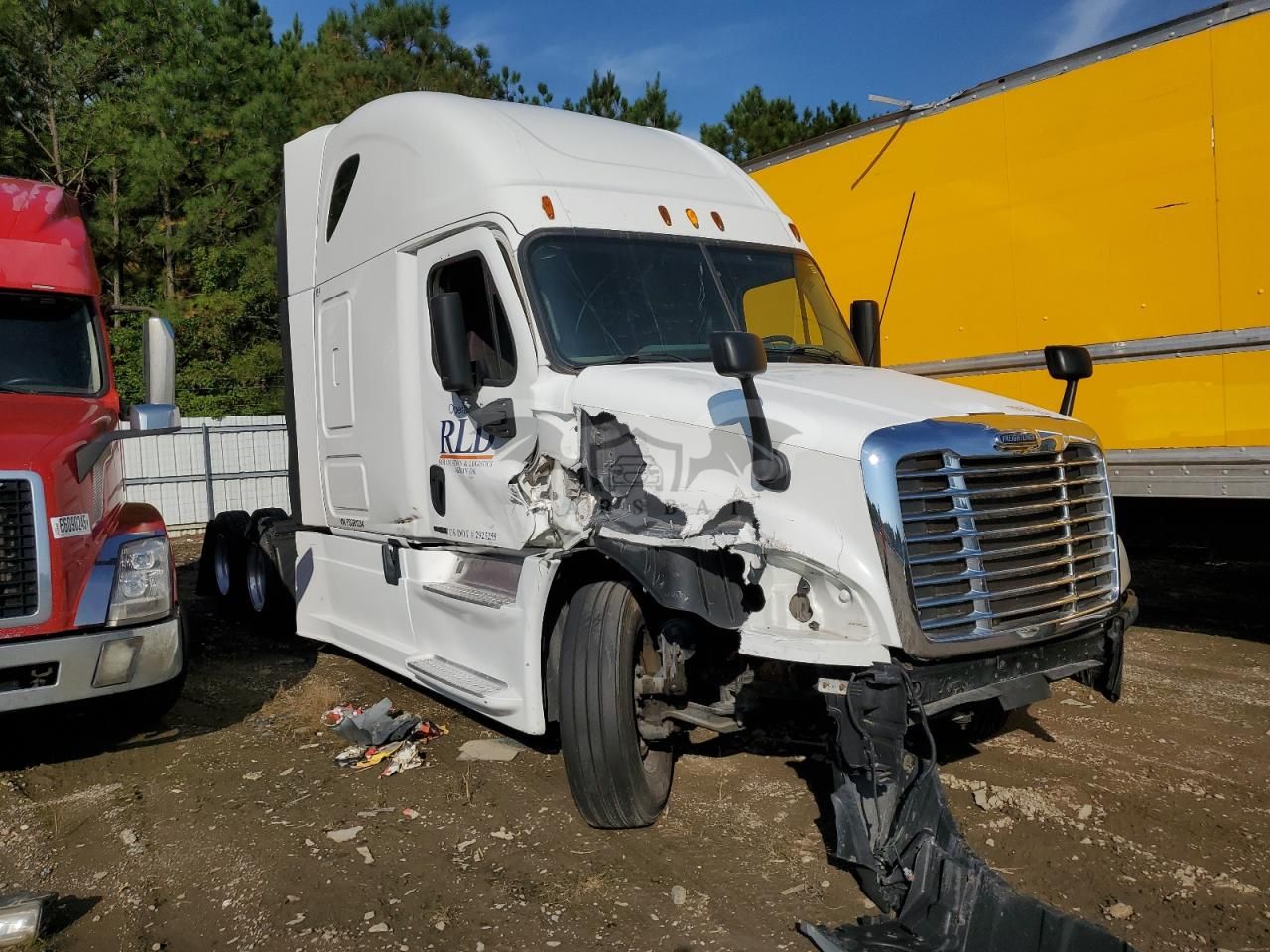 Freightliner Cascadia 14.8L 6 2015