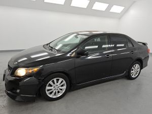 Toyota Corolla BASE 1.8L 4 2010