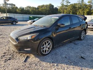 Ford Focus SE 2.0L 4 2015