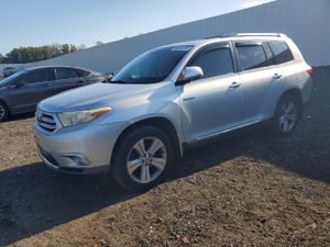 Toyota Highlander LIMITED 3.5L 6 2013
