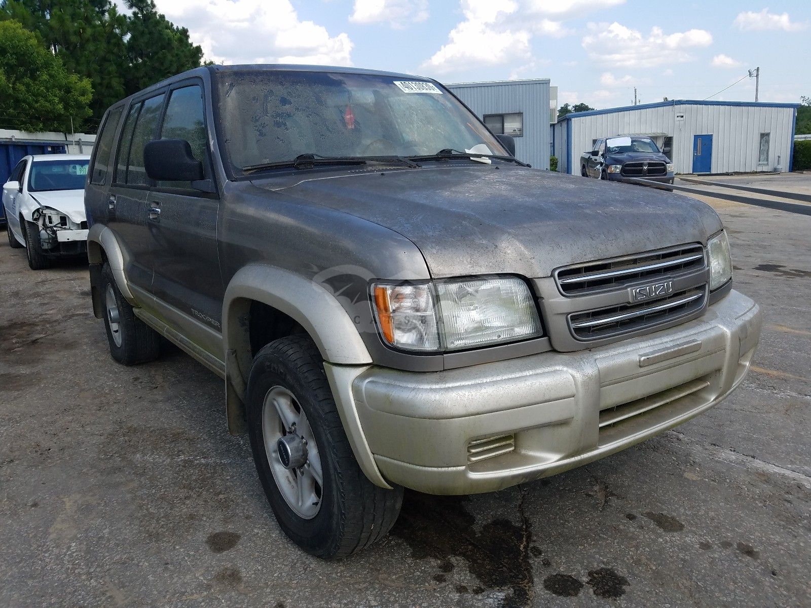 Isuzu Trooper S 3.5L 6 2002