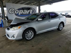 Toyota Camry BASE 2.5L 4 2012