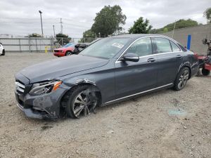 Mercedes-Benz C 300 4MATIC 2.0L 4 2015