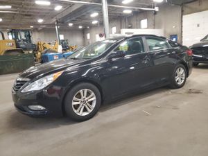 Hyundai Sonata GLS 2.4L 4 2013