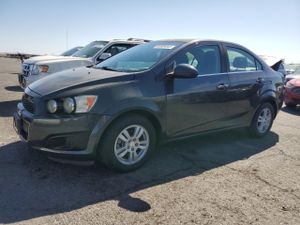 Chevrolet Aveo (Sonic) LT 1.8L 4 2014