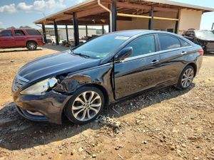 Hyundai Sonata SE 2.0L 4 2013