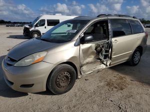Toyota Sienna CE 3.5L 6 2008