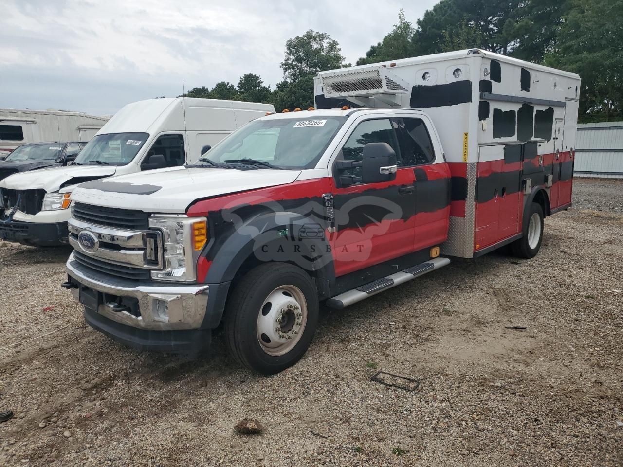 Ford F550 SUPER DUTY 6.7L 8 2017