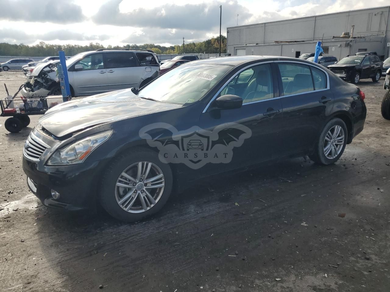 Infiniti G37 3.7L 6 2011