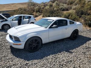 Ford Mustang 4.0L 6 2006
