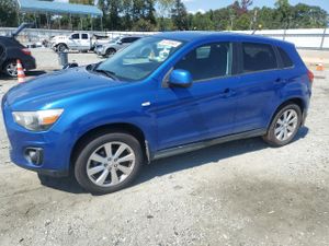 Mitsubishi Outlander ES 2.0L 4 2015
