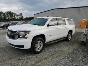 Chevrolet Suburban C1500 LT 5.3L 8 2015