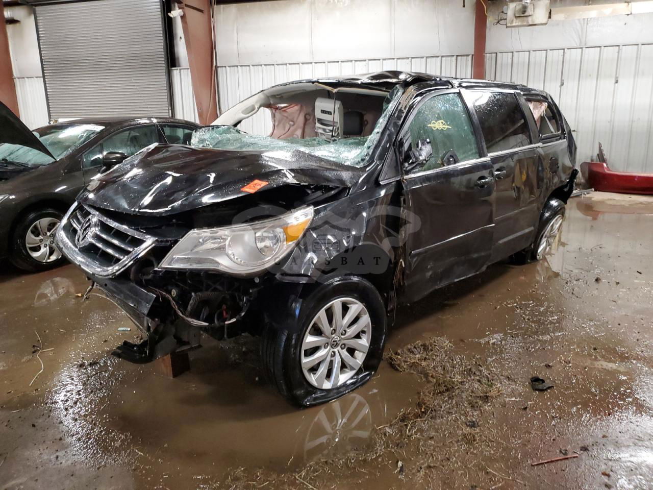 Volkswagen Routan SE 3.6L  6 2013