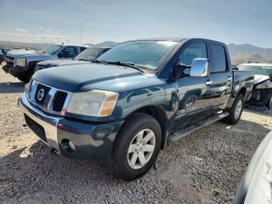 Nissan Titan XE 5.6L 8 2005