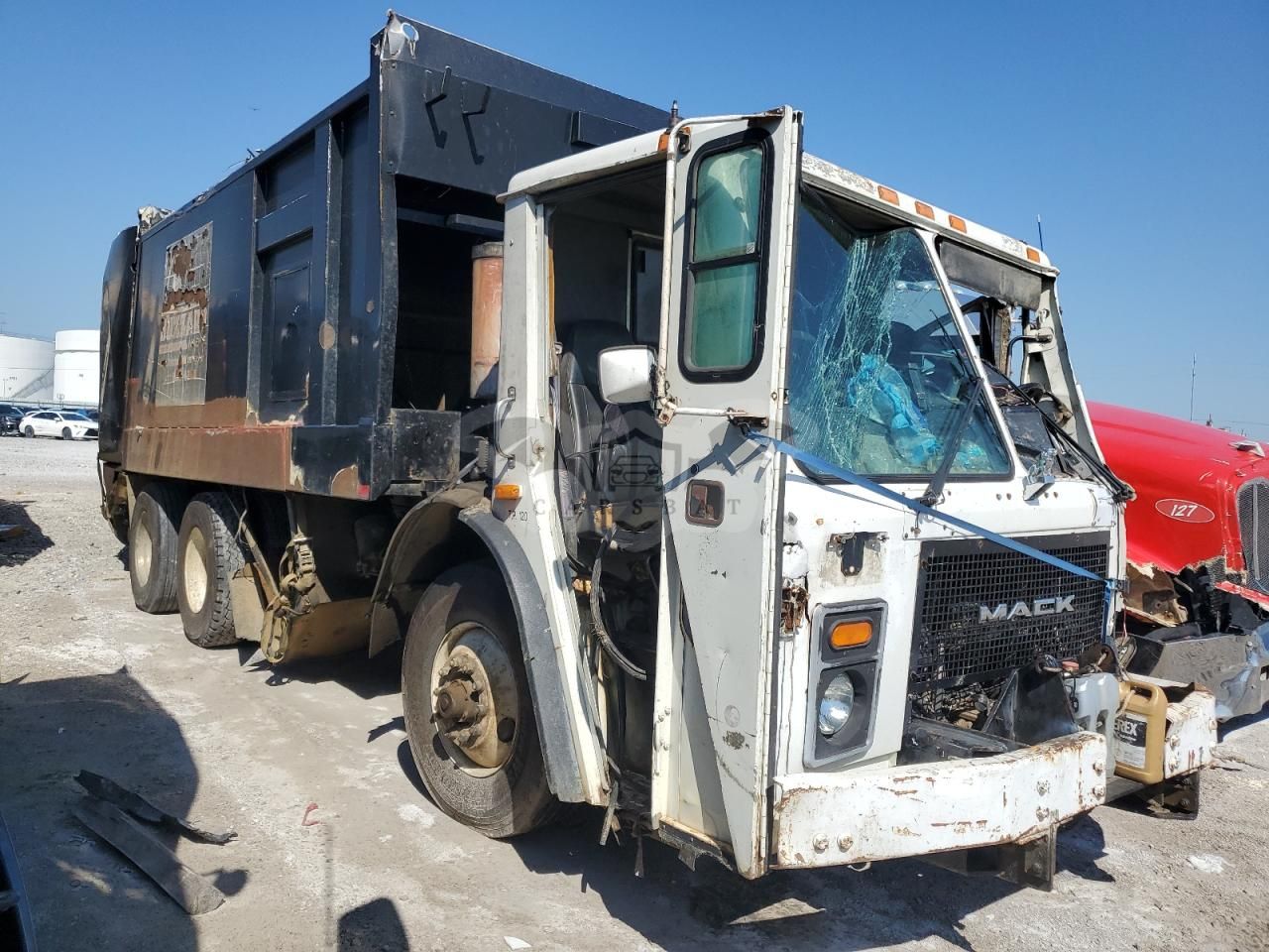 Mack 600 LE600 6 2002