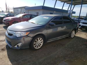 Toyota Camry HYBRID 2.5L 4 2012