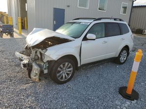 Subaru Forester 2.5X PREMIUM 2.5L 4 2013