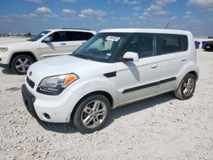 Kia Soul + 2.0L 4 2010